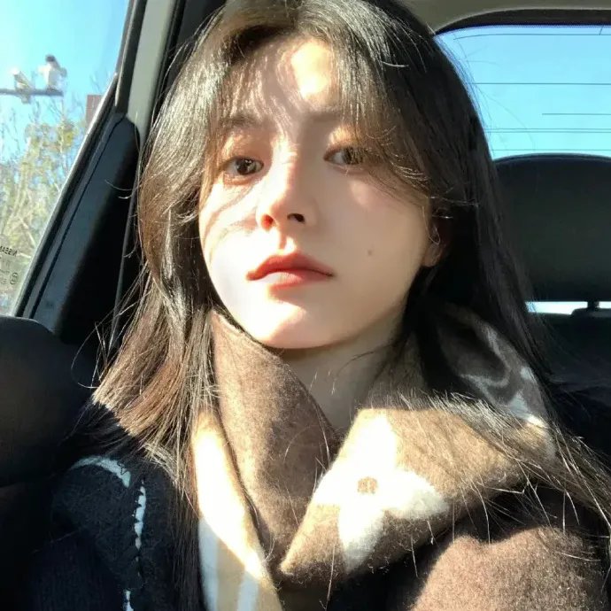 敦君与女朋友